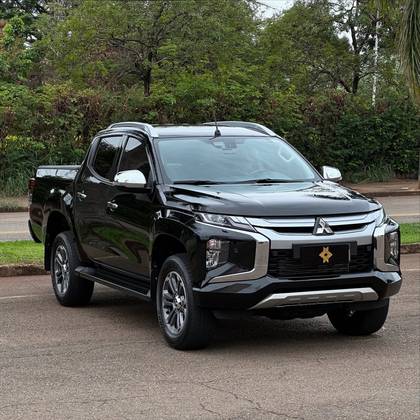 MITSUBISHI L200 TRITON 2.4 16V TURBO DIESEL SPORT HPE-S CD 4P 4X4 AUTOMÁTICO MITSUBISHI L200 TRITON 2.4 16V TURBO DIESEL SPORT HPE-S CD 4P 4X4 AUTOMÁTICO